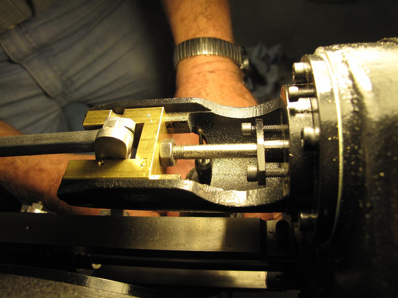 ValveAssemblyFinishedFirstRunOnAir9Dec09 005